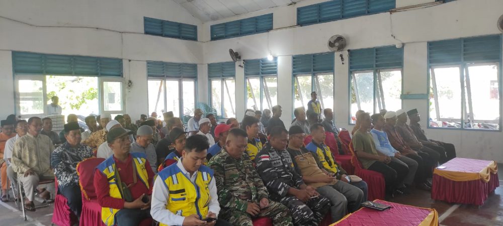 Babinsa Koramil 03/Sedanau Hadiri Sosialisasi Pembangunan SPAM Bunguran Barat Babinsa Koramil 03/Sedanau Hadiri Sosialisasi Pembangunan SPAM Bunguran Barat