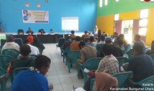 Sejumlah Personil Koramil 03/Sedanau Hadiri Rapat Sosialisasi AMDAL Rencana Penambangan Sejumlah Personil Koramil 03/Sedanau Hadiri Rapat Sosialisasi AMDAL Rencana Penambangan
