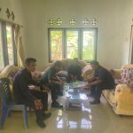 Babinsa Serda Iwan Siallagan Kembali Jalin Komsos Dengan Ketua BPD Desa Selading