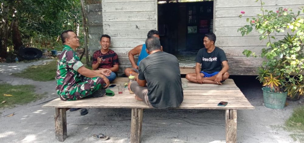 Momen Idul Adha 1444 H, Babinsa Serka Saroji Silaturrahmi Ke Rumah Warga Binaan