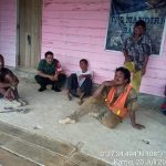 Komsos Dengan Buruh Bangunan, Babinsa Kopda Dhanu Himbau Utamakan Keselamatan Saat Bekerja Komsos Dengan Buruh Bangunan, Babinsa Kopda Dhanu Himbau Utamakan Keselamatan Saat Bekerja