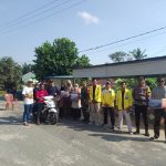 Babinsa Koramil 06/Serasan Bersama Universitas IAIS Sambas Open Donasi Untuk Korban Kebakaran Tambelan Babinsa Koramil 06/Serasan Bersama Universitas IAIS Sambas Open Donasi Untuk Korban Kebakaran Tambelan