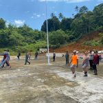 Menyongsong HUT RI Ke-78, Babinsa Koramil 03/Sedanau Latih Peserta Paskibra Tingkat Kecamatan Pulau Tiga Menyongsong HUT RI Ke-78, Babinsa Koramil 03/Sedanau Latih Peserta Paskibra Tingkat Kecamatan Pulau Tiga