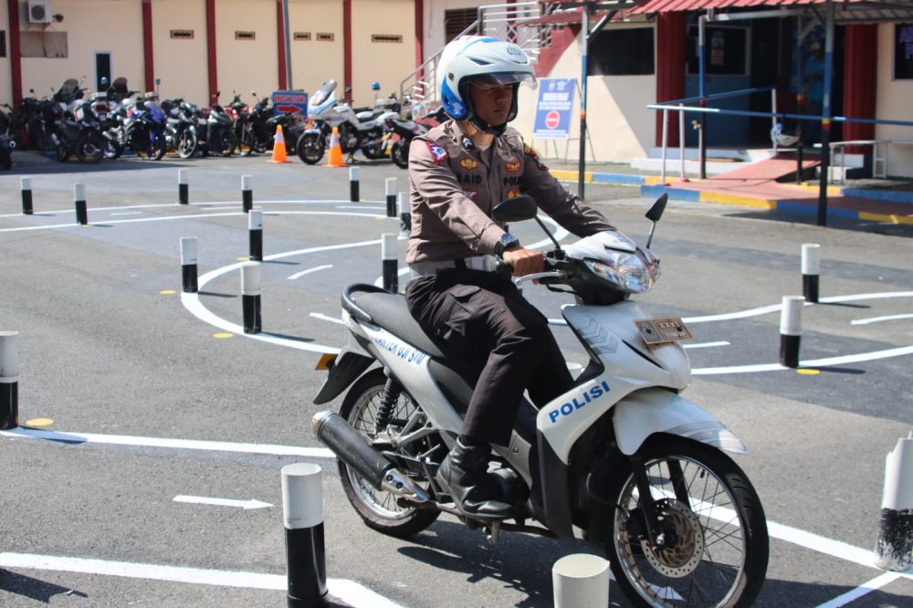 Perubahan Lintasan Praktik Uji SIM Satlantas Polresta Tanjungpinang Berjalan Lancar