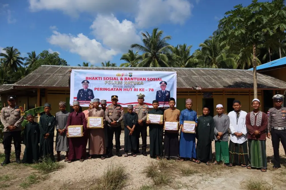Sambut Kemerdekaan RI KE-78, Polres Natuna Gelar Bansos di Ponpes Fastabiqul Khoirot