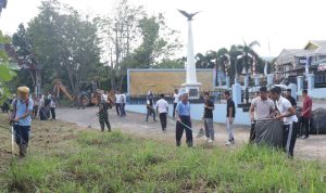 Lanud Raja Haji Fisabilillah Bersama Masyarakat Kota Tanjungpinang Gelar Karya Bhakti Di Monumen Perjuangan TNI Angkatan Udara Lanud Raja Haji Fisabilillah Bersama Masyarakat Kota Tanjungpinang Gelar Karya Bhakti Di Monumen Perjuangan TNI Angkatan Udara