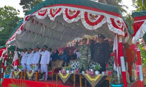 Hadiri Upacara Peringatan HUT RI Ke-78, Ini Pesan Babinsa Sertu Hendry Hadiri Upacara Peringatan HUT RI Ke-78, Ini Pesan Babinsa Sertu Hendry