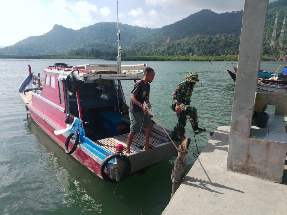 Jalin Keakraban, Babinsa Suwarno Kembali Komsos Dengan Warga Binaan Jalin Keakraban, Babinsa Suwarno Kembali Komsos Dengan Warga Binaan