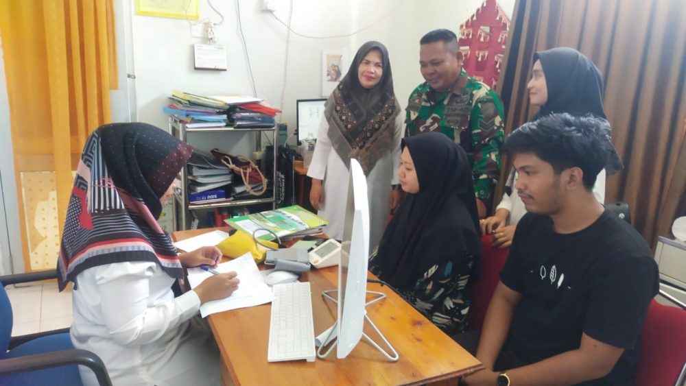 Babinsa Koramil 03/Sedanau Dampingi Puskesmas Dalam Pelaksanaan Pekanbaru Pelayanan KB Serentak Babinsa Koramil 03/Sedanau Dampingi Puskesmas Dalam Pelaksanaan Pekanbaru Pelayanan KB Serentak