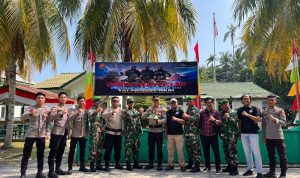 Koramil 03/Sedanau Mendapat Kejutan HUT TNI Ke-78 Dari Polsek Bunguran Barat Koramil 03/Sedanau Mendapat Kejutan HUT TNI Ke-78 Dari Polsek Bunguran Barat