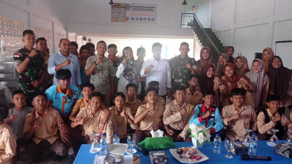 Satgas TMMD Ke-118 Kodim 0318/Natuna Berikan Motivasi Bagi Generasi Muda