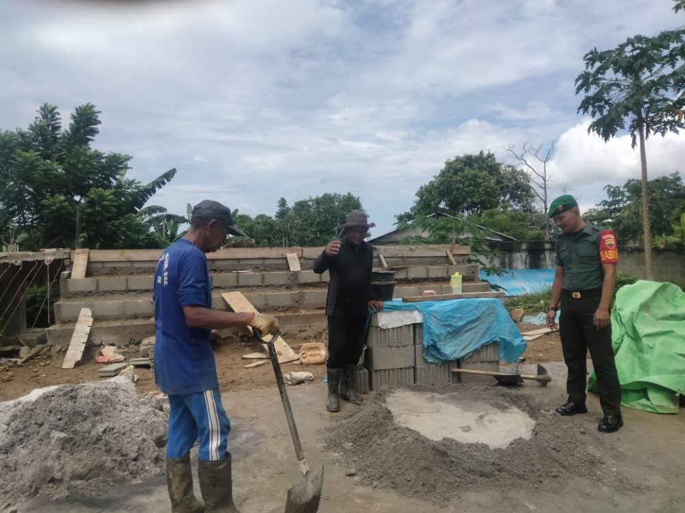 Tingkatkan Silaturrahmi, Babinsa Serda Perangin Kembali Jalin Komsos Dengan Warga