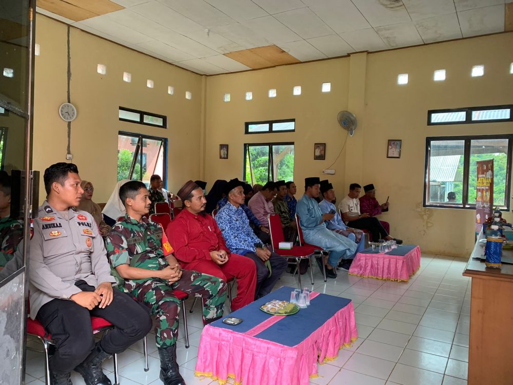 Babinsa Koramil 03/Sedanau Hadiri Pembinaan Forum Germas Tingkat Kecamatan Pulau Tiga Babinsa Koramil 03/Sedanau Hadiri Pembinaan Forum Germas Tingkat Kecamatan Pulau Tiga