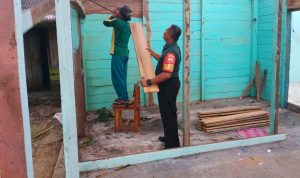 Babinsa Koptu Pamuji Terus Tingkatkan Komsos Bersama Warga Binaan Babinsa Koptu Pamuji Terus Tingkatkan Komsos Bersama Warga Binaan