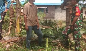 Tingkatkan Silaturrahmi, Babinsa Serda Dedi Terus Jalin Komsos Dengan Warga Tingkatkan Silaturrahmi, Babinsa Serda Dedi Terus Jalin Komsos Dengan Warga