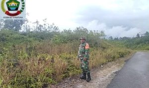 Cegah Karhutla, Babinsa Koramil 03/Sedanau Terus Lakukan Patroli Daerah Rawan