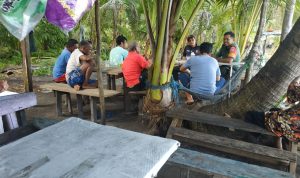 Babinsa Serka Harahap Terus Tingkatkan Komsos Dengan Warga Binaan Babinsa Serka Harahap Terus Tingkatkan Komsos Dengan Warga Binaan