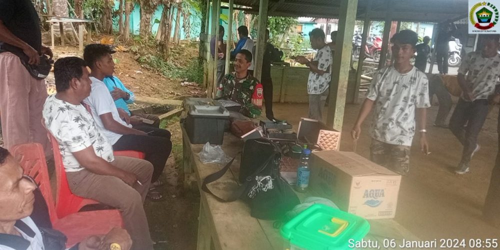 Babinsa Koramil 03/Sedanau Terus Tingkatkan Komsos Dengan Warga Binaan