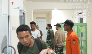 Hujan Deras Hingga Terdengar Suara Gemuruh, Koramil 06/Serasan Evakuasi Warga Antisipasi Longsor
