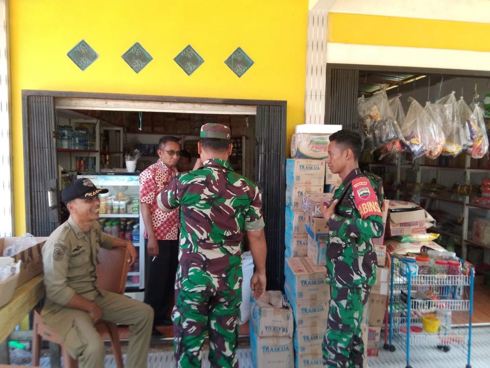 Plh. Danramil 06/Serasan Pastikan Ketersediaan Bahan Pokok Sembako Wilayah Serasan Aman