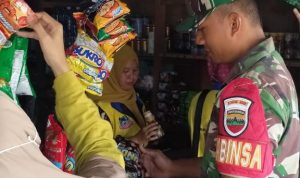 Babinsa Koramil 03/Sedanau Turut Terlibat Dalam Operasi Makanan Kadaluarsa Babinsa Koramil 03/Sedanau Turut Terlibat Dalam Operasi Makanan Kadaluarsa