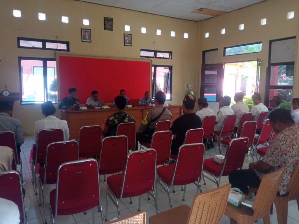 Babinsa Koramil 03/Sedanau Hadiri Rapat Persiapan MTQ Tingkat Kabupaten Natuna Untuk Kecamatan Pulau Tiga Babinsa Koramil 03/Sedanau Hadiri Rapat Persiapan MTQ Tingkat Kabupaten Natuna Untuk Kecamatan Pulau Tiga