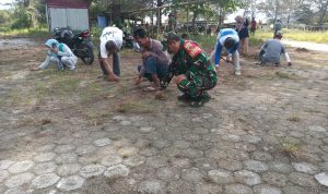 Jelang Kunker Bupati, Babinsa Bersama Pihak Kecamatan Serasan dan Perangkat Desa Gelar Goro