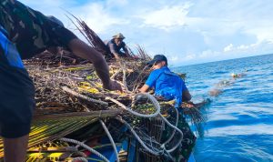 Pemerintah Desa Munjan Berikan Bantuan Kepada Nelayan