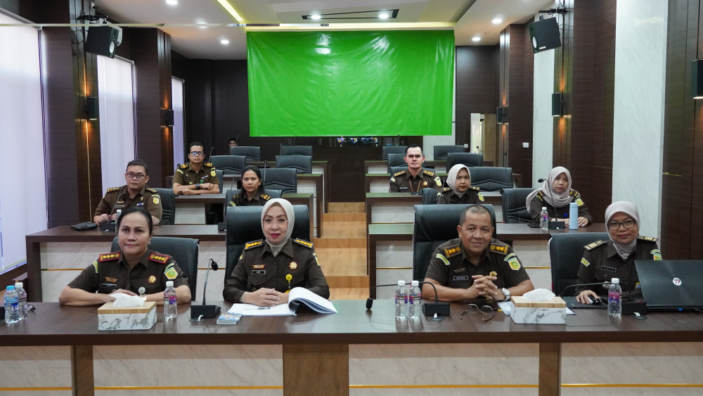 Jajaran Kejati Kepri dan Kejari Tanjungpinang Ikuti Penyampaian Hasil Survey SPAK, SPKP dan SKM