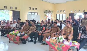 Ini Pesan Babinsa Sertu Chaniago Saat Hadiri Pelepasan Siswa SDN 004 Air Ringau Ini Pesan Babinsa Sertu Chaniago Saat Hadiri Pelepasan Siswa SDN 004 Air Ringau