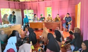 Babinsa Serda Iwan Kembali Ikuti Kegiatan Intervensi Serentak Penanganan Stunting di Desa Selading Babinsa Serda Iwan Kembali Ikuti Kegiatan Intervensi Serentak Penanganan Stunting di Desa Selading