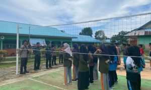 Bersama Personil Polsek, Babinsa Koramil 03/Sedanau Lakukan Seleksi Paskibra di SMAN 1 Pulau Tiga Bersama Personil Polsek, Babinsa Koramil 03/Sedanau Lakukan Seleksi Paskibra di SMAN 1 Pulau Tiga