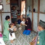 Aksi Sosial Koramil 03/Sedanau, Berikan Bantuan Bagi Anak Stunting Aksi Sosial Koramil 03/Sedanau, Berikan Bantuan Bagi Anak Stunting
