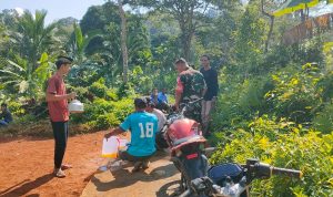 Babinsa Koramil 03/Sedanau Kompak Bersama Warga Dalam Kegiatan Goro Babinsa Koramil 03/Sedanau Kompak Bersama Warga Dalam Kegiatan Goro