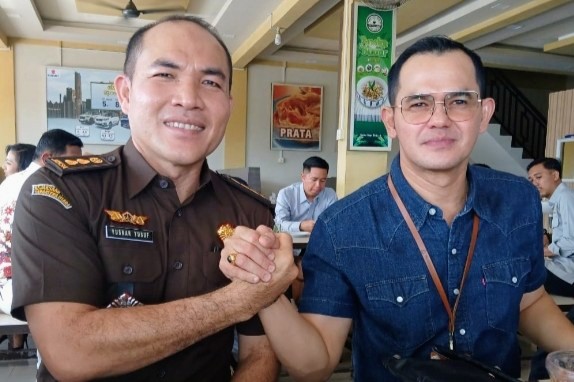 Kasi Penkum Kejati Kepri Gelar Coffee Morning Bersama Media Kasi Penkum Kejati Kepri Gelar Coffee Morning Bersama Media