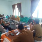Babinsa Koramil 03/Sedanau Hadiri Rapat Persiapan Peringatan HUT Kecamatan Pulau Tiga Barat Ke-7