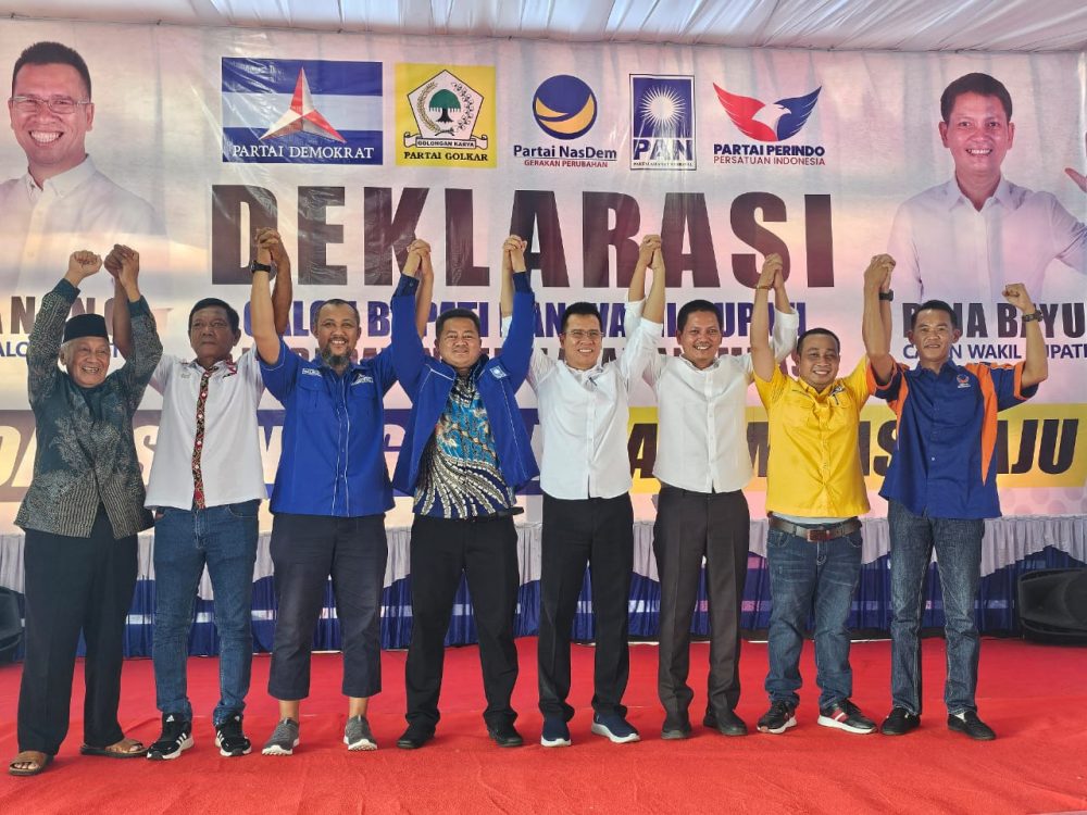 Ratusan Relawan dan Simpatisan Hadir di Deklarasi Aneng – Raja Bayu Ratusan Relawan dan Simpatisan Hadir di Deklarasi Aneng – Raja Bayu