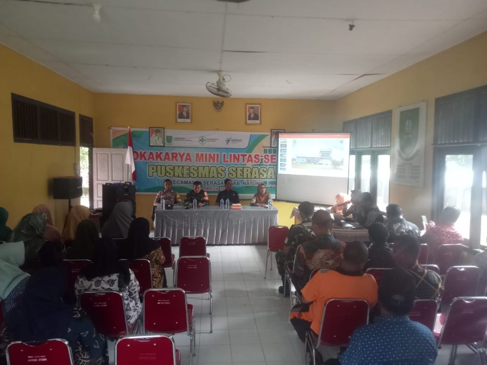 Babinsa Serda Suwarno Hadiri Kegiatan Loka Karya Mini Lintas Sektor Puskesmas Serasan