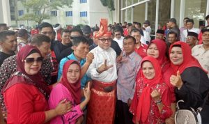 Ribuan Relawan dan Simpatisan Hadir di Deklarasi Lis – Raja Ribuan Relawan dan Simpatisan Hadir di Deklarasi Lis – Raja