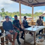 Jalin Keakraban, Babinsa dan Babinkamtibmas Komsos Dengan Warga Binaan Jalin Keakraban, Babinsa dan Babinkamtibmas Komsos Dengan Warga Binaan