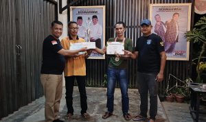 Amat Yani Serahkan Hadiah Event Turnamen Domino Way Paten Di Jemaja