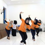 Kembangkan Kreatifitas, WBP Wanita Rutan Tanjungpinang Asah Bakat Menari Tradisional Melayu Kembangkan Kreatifitas, WBP Wanita Rutan Tanjungpinang Asah Bakat Menari Tradisional Melayu