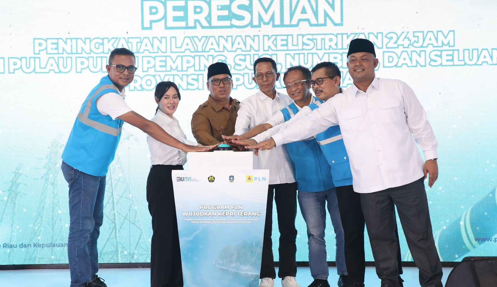 Empat Pulau Kepri Nikmati Listrik 24 Jam Berkat Program PLN