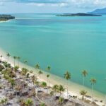 Pesona Pantai Natuna: 5 Destinasi Indah di Bunguran Utara Pesona Pantai Natuna: 5 Destinasi Indah di Bunguran Utara